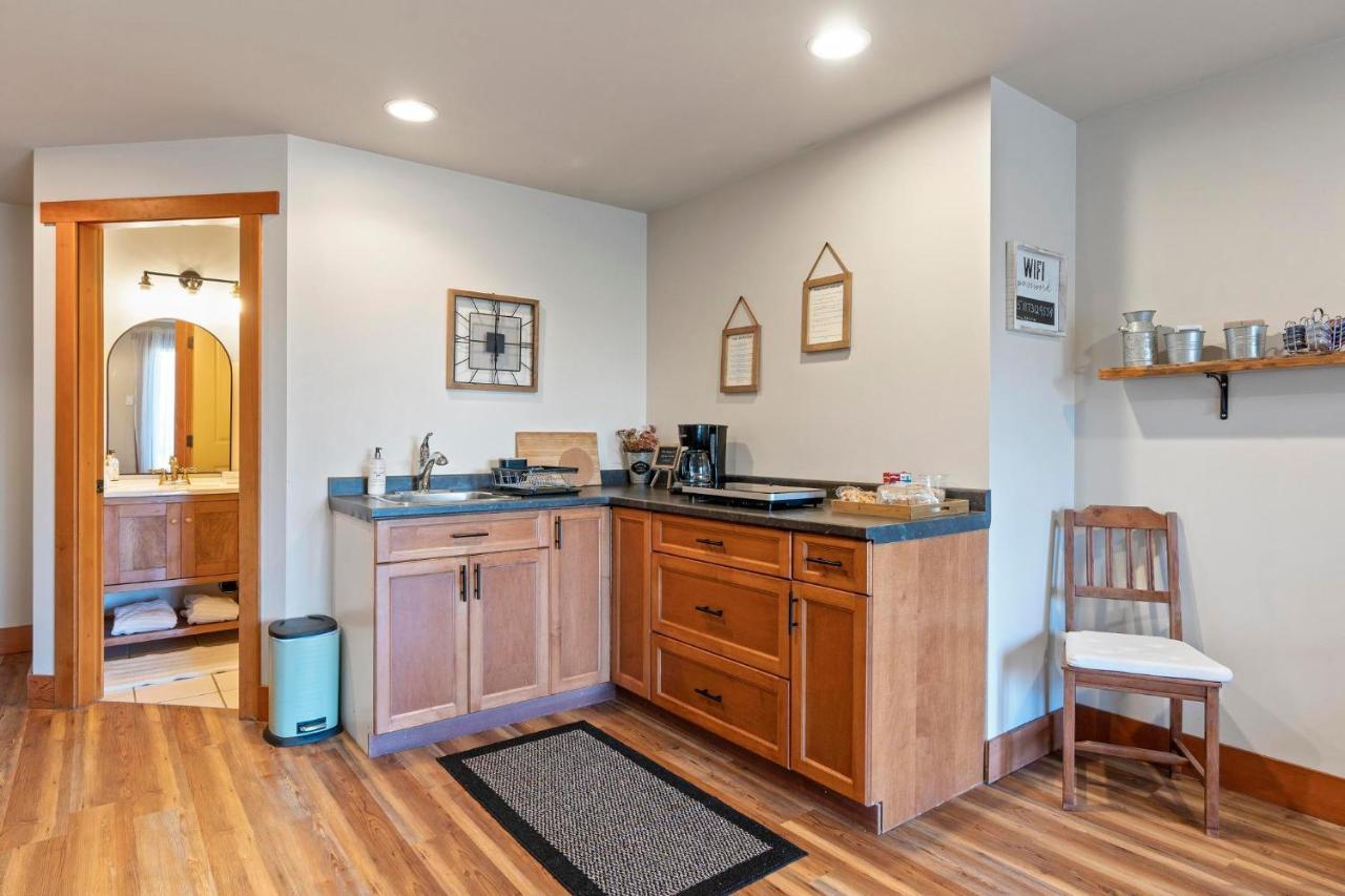 Shawnigan Hills Guest Suite Shawnigan Lake Buitenkant foto